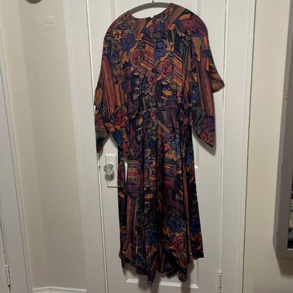 VINTAGE DRESS - Picture 7 of 9